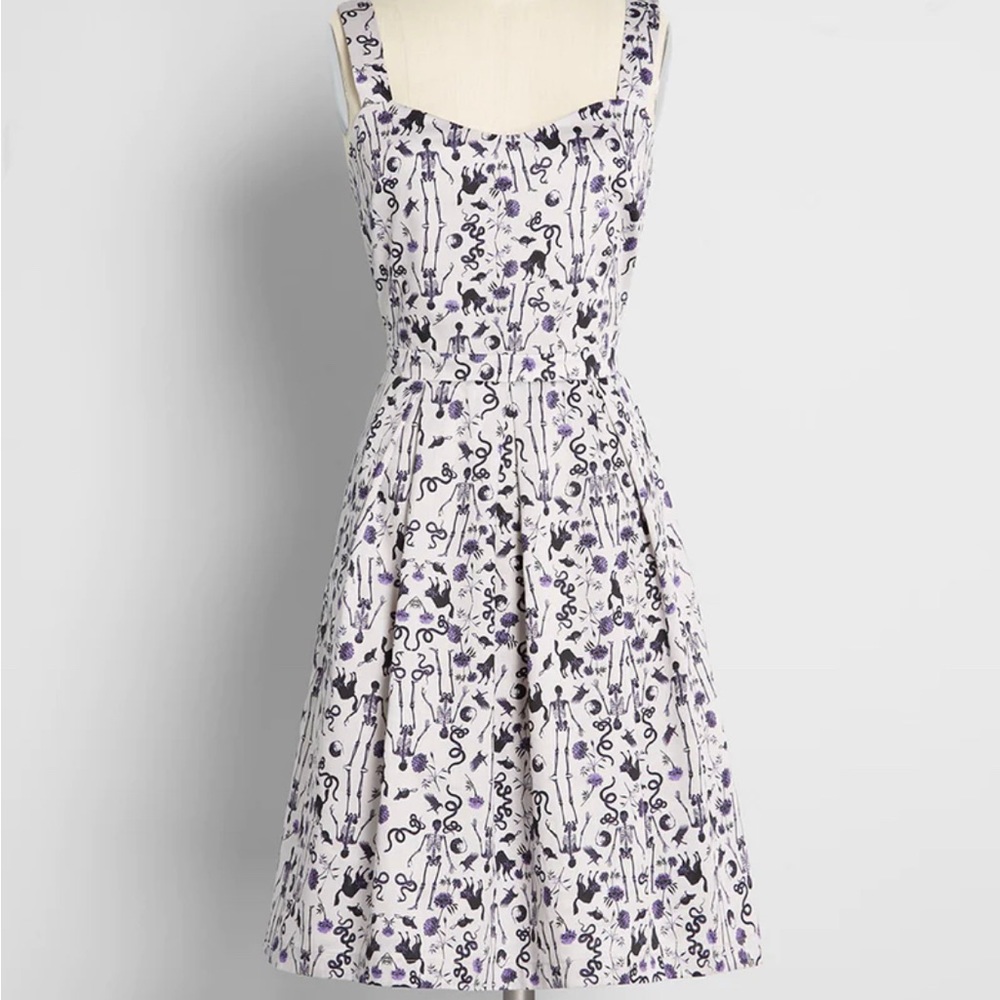Splendid Surprises Fit and Flare Dress size 8 ModCloth
